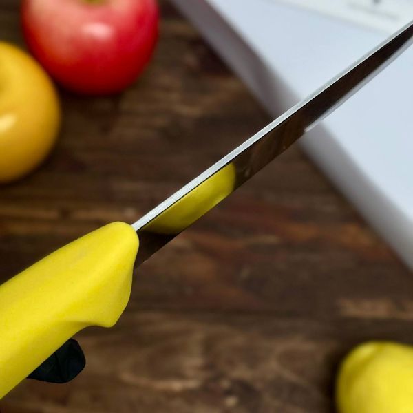 Обвалочний ніж Victorinox Fibrox Boning 5.6008.15 5.6008.15 фото