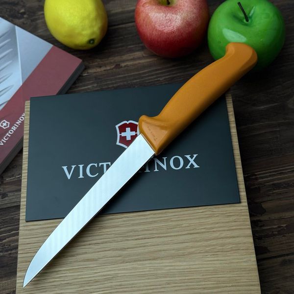 Професійний обвалювальний ніжVictorinox Swibo Boning 5.8401.16 5.8401.16 фото