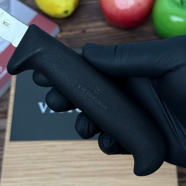 Ніж Victorinox Fibrox Poultry 11 см &ndash; професійний ніж для птиці 55903 фото