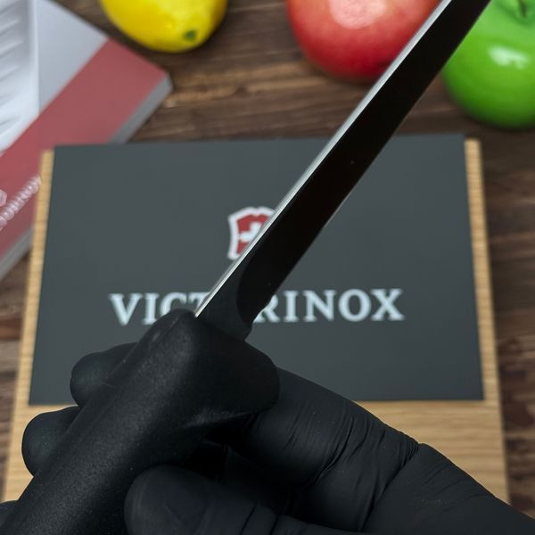 Ніж Victorinox Fibrox Poultry 11 см &ndash; професійний ніж для птиці 55903 фото