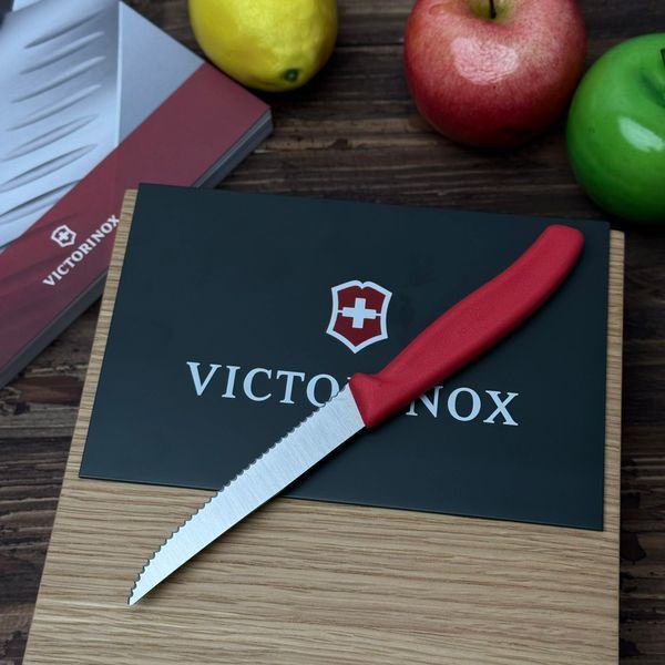 Ніж Victorinox Swiss Classic Steak & Pizza, 11 см (червоний) 67231.С1 фото